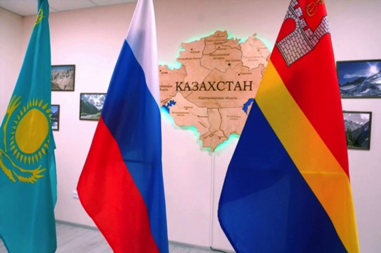 Какой флаг у калининграда