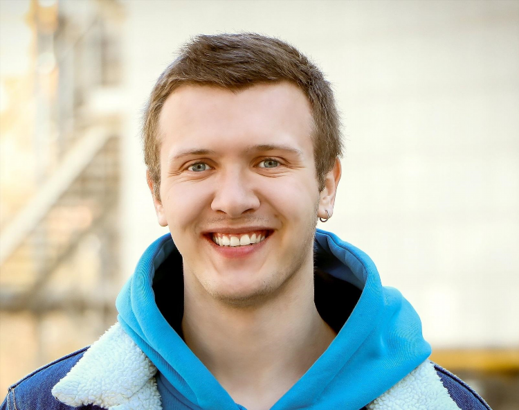 Самолет нн калининград