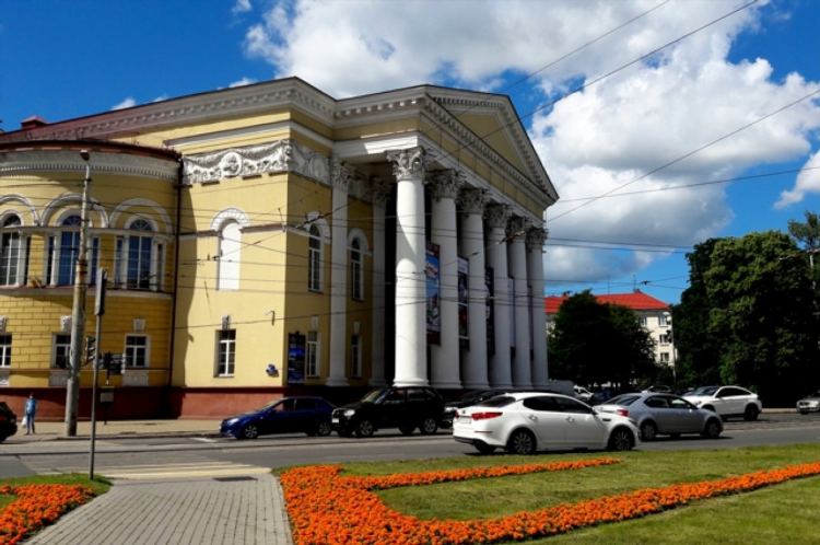 Театры калининграда